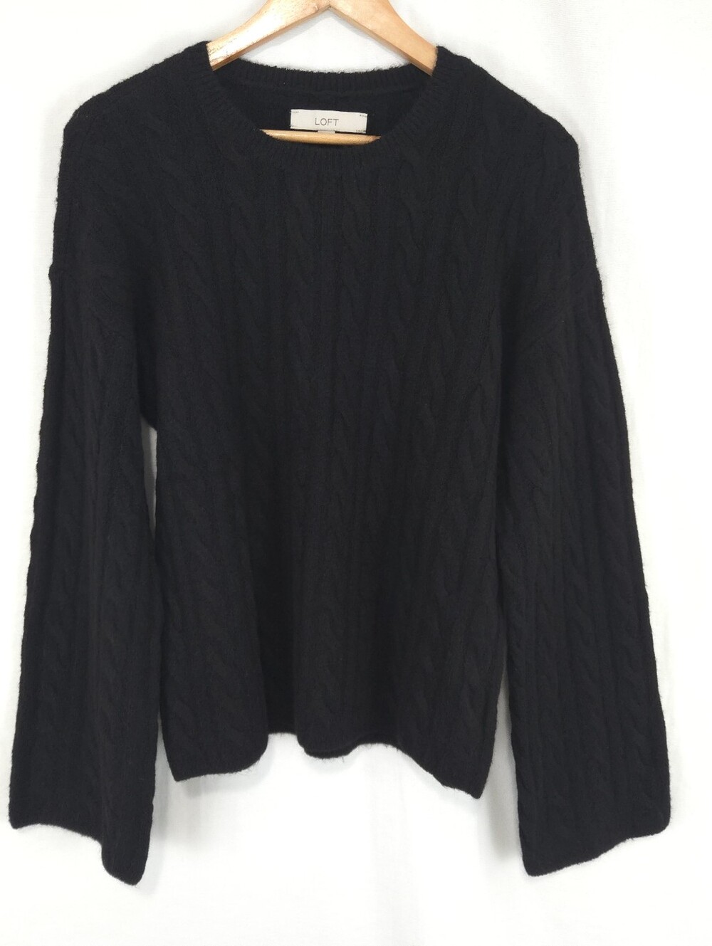 LOFT Women's Black Heathered Wide Sleeve Cable Knit Sweater